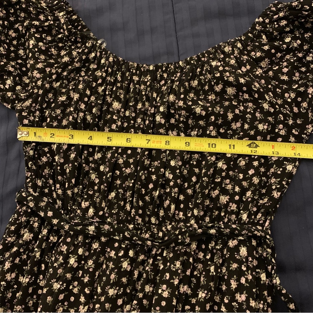 Muse Petite Floral Off-The-Shoulder Dress - Picture 6 of 8